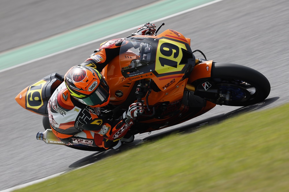 國峰啄磨も鈴鹿8耐を見据えてエントリー 國峰啄磨 Official Website